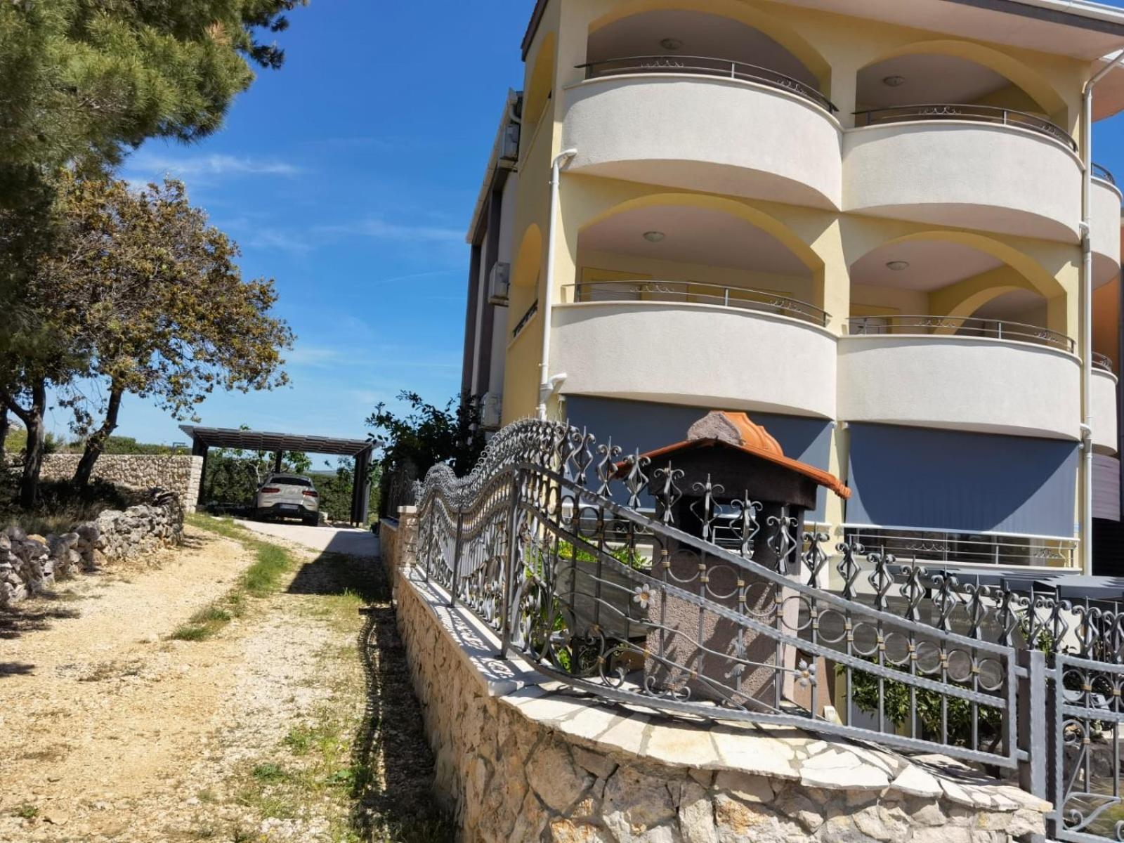 Apartments Annie Рогозниця Екстер'єр фото
