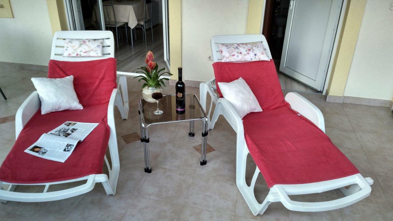 Apartments Annie Рогозниця Екстер'єр фото